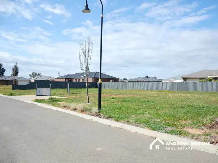 15 Dudley Park Lane, Cobram VIC 3644