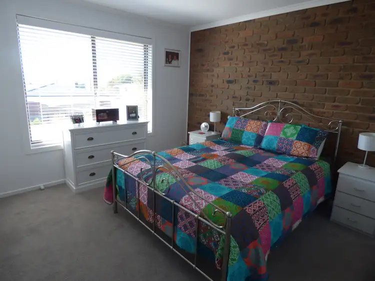 Sixth view of Homely unit listing, Unit 2/20 Libra Cres, Moe VIC 3825