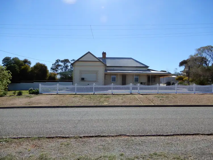 7 Mercowie Rd, Crystal Brook SA 5523