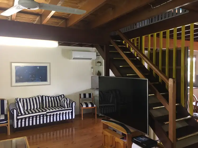 4 Spectrum Ave, Rainbow Beach QLD 4581