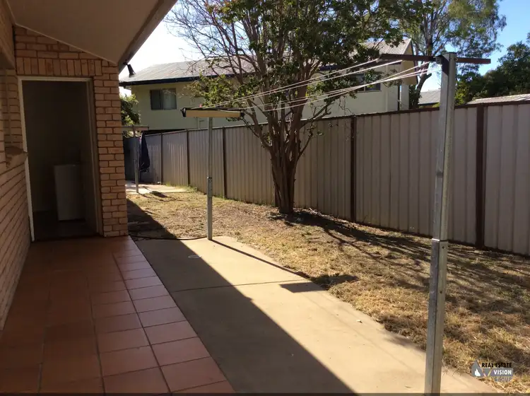 Sixth view of Homely unit listing, 4 Andrea Pl, Emerald QLD 4720