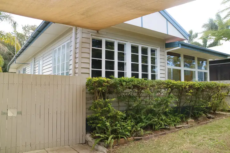 157 Oxley Ave, Woody Point QLD 4019