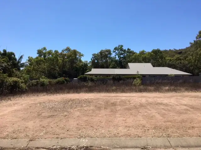 5 Apjohn St, Horseshoe Bay QLD 4819
