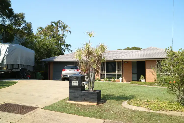 121 King St, Woody Point QLD 4019