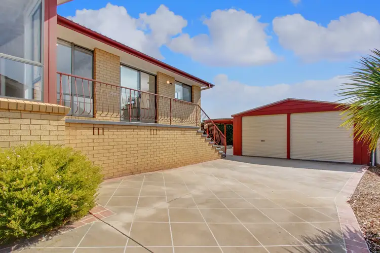 Second view of Homely house listing, 17 Elliott St, Crestwood NSW 2620