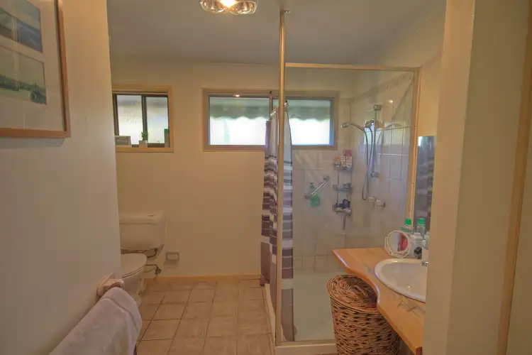 Seventh view of Homely house listing, 25 Waratah Ave, Paynesville VIC 3880