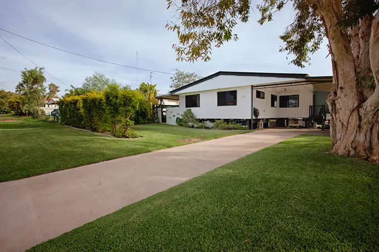16 Flinders Way, Mount Isa QLD 4825