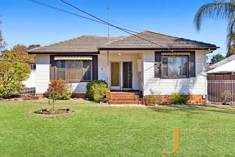 4 Boronia St, Lalor Park NSW 2147