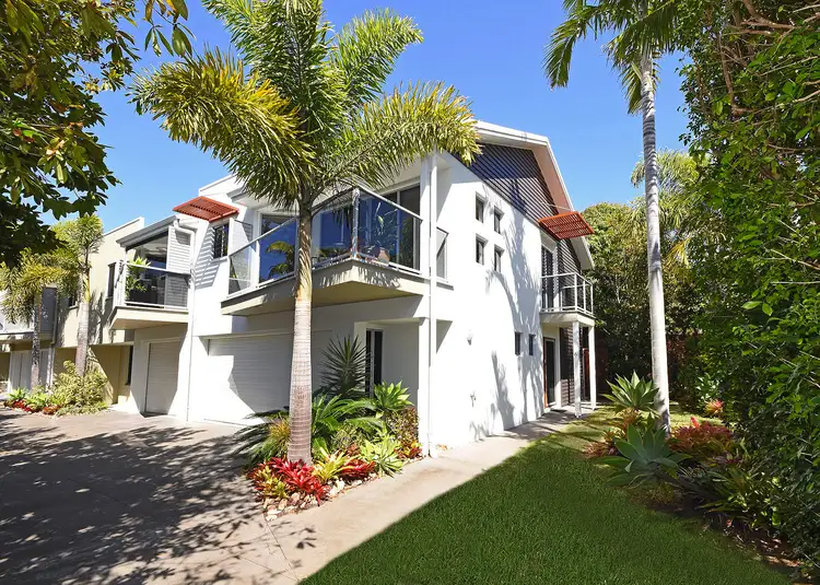 Unit 6/194 Cypress St, Urangan QLD 4655