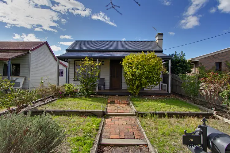 7A Raymond St, Stratford VIC 3862