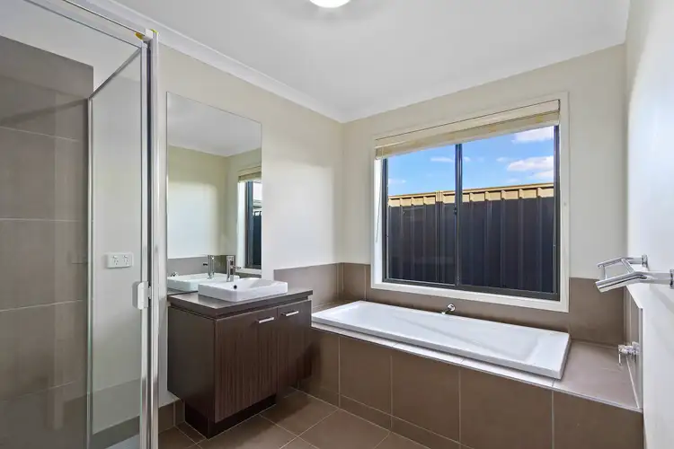 Fifth view of Homely house listing, 28 Parkinson St, Maffra VIC 3860