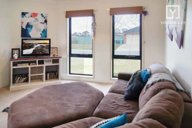 Sixth view of Homely house listing, 2 Mooredge Pl, Mooroopna VIC 3629