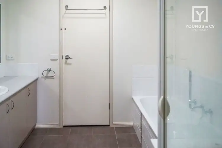 Seventh view of Homely house listing, 2 Mooredge Pl, Mooroopna VIC 3629