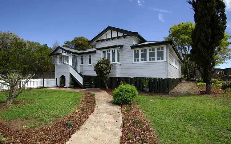 61 Lyons St, Warwick QLD 4370