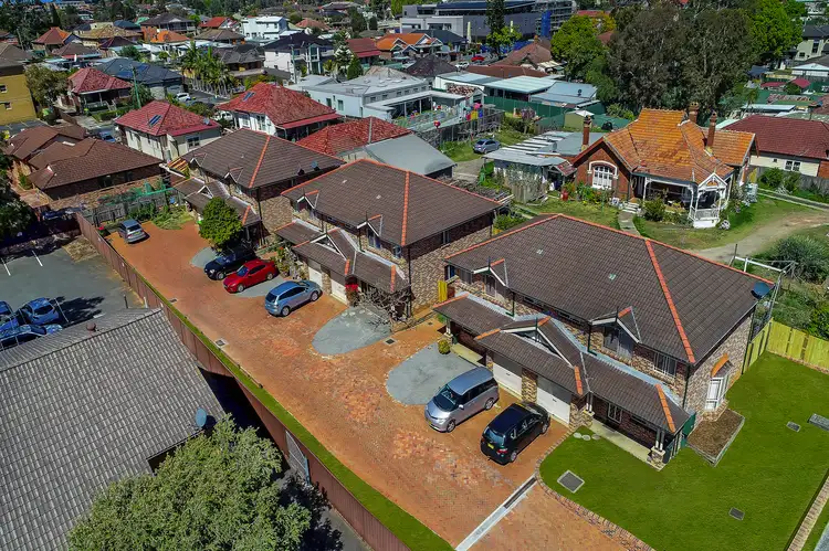 Main view of Homely block of units listing, 6 Cross St, Guildford NSW 2161