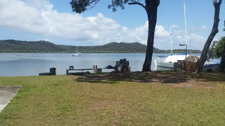 174 Canaipa Point Dr, Russell Island QLD 4184