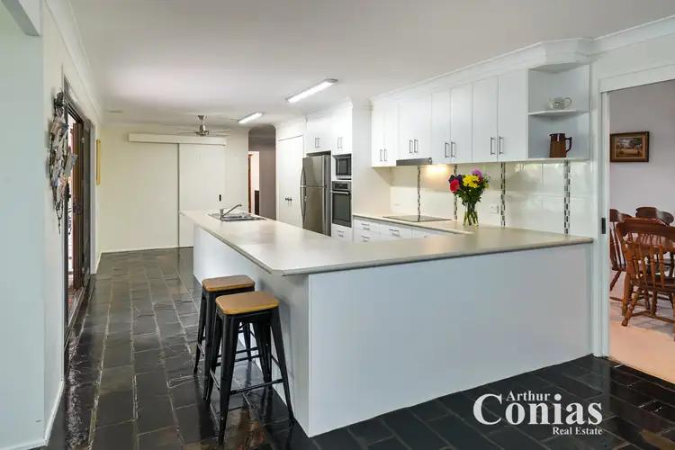Fourth view of Homely house listing, 3 Wugga Pl, Chapel Hill QLD 4069
