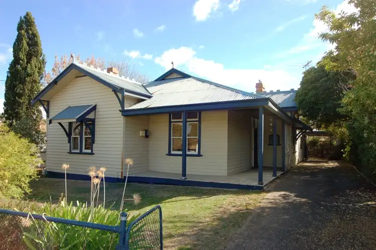 7 Campbell St, Stawell VIC 3380