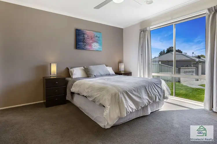 Sixth view of Homely house listing, 8 Ferguson Pl, Trafalgar VIC 3824