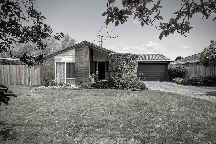 20 Worcester Road, Gisborne VIC 3437