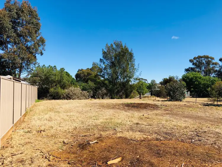 7 Waratah Rd, Huntly VIC 3551