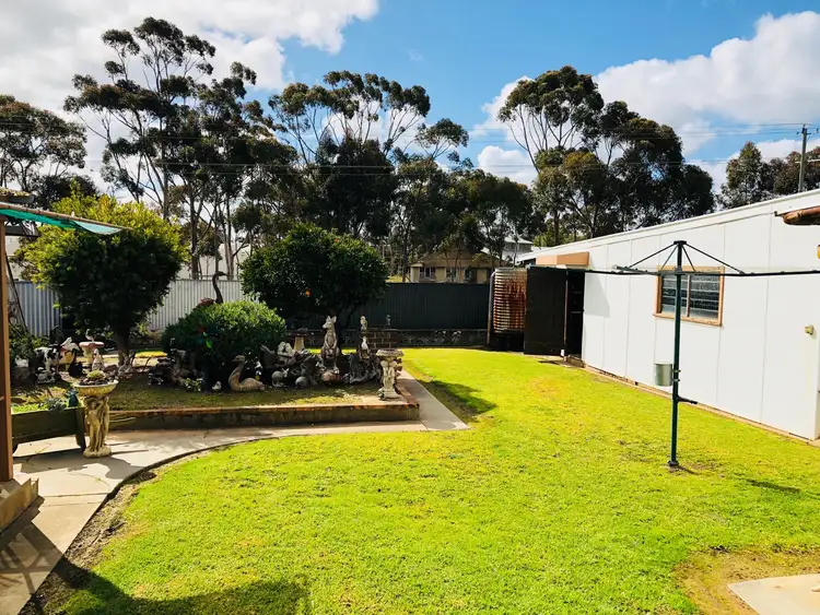 Fifth view of Homely house listing, 17 Moray Cres, North Bendigo VIC 3550