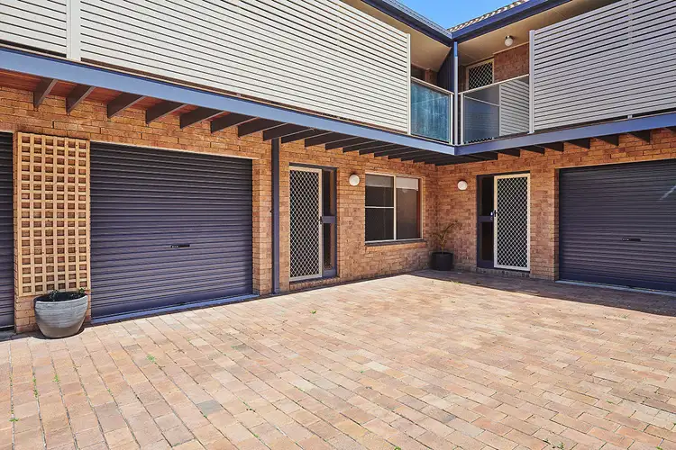 Unit 5/1 Bindaree Way, Ocean Shores NSW 2483