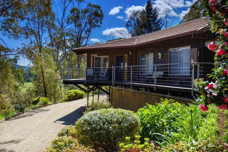 6833 Great Alpine Road, Porepunkah VIC 3740