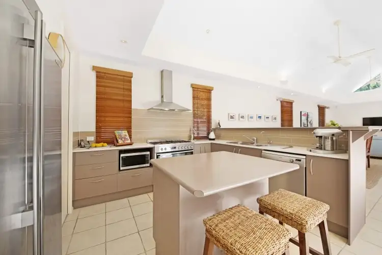 Sixth view of Homely house listing, 10 Diamond Rd, Pearl Beach NSW 2256