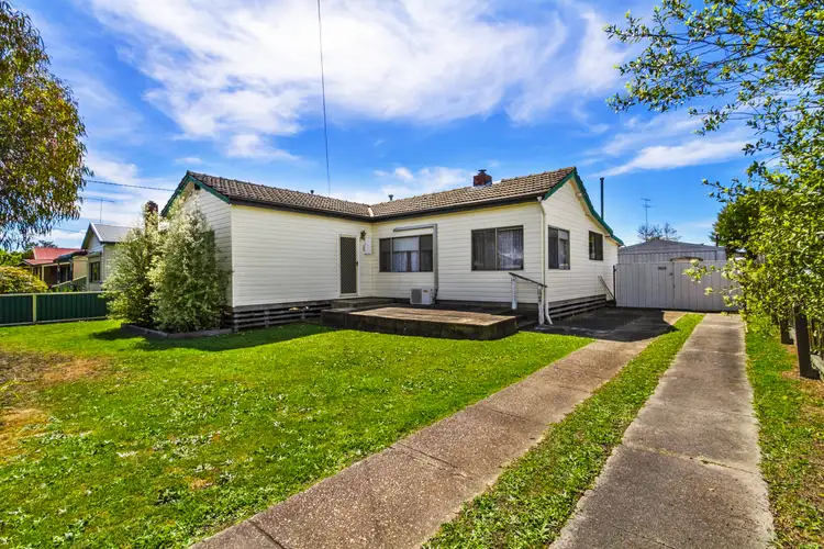 30 Ambrose Ave, Traralgon VIC 3844