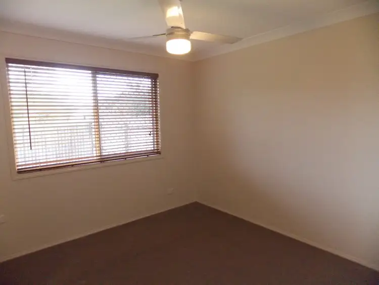 Sixth view of Homely semi-detached listing, 1/38 Dellvene Cres, Rosewood QLD 4340