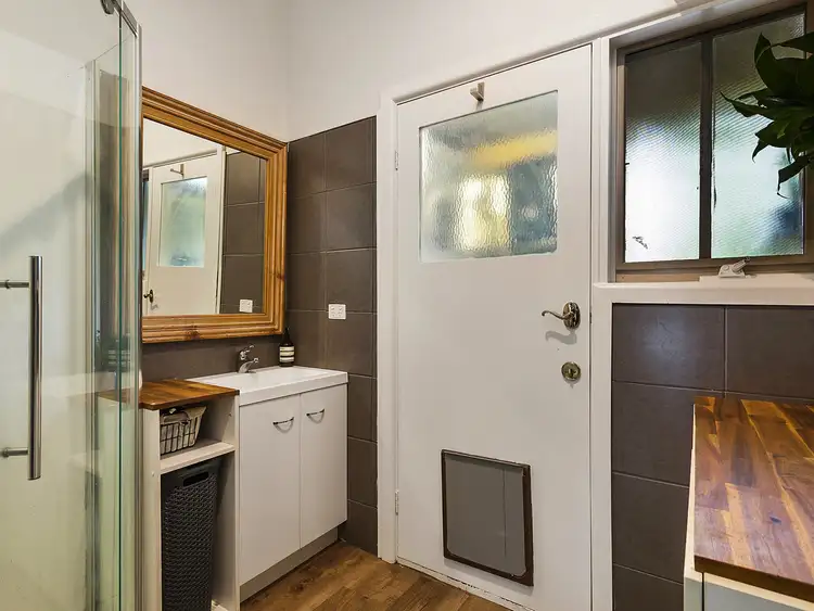 Seventh view of Homely unit listing, Unit 6/3 Hamilton Street, Gisborne VIC 3437