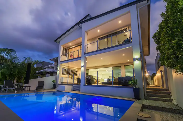 8 River Links Bvd E, Helensvale QLD 4212