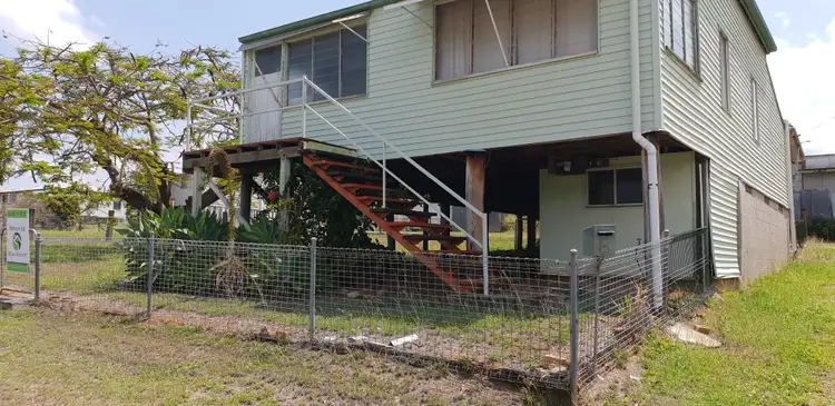 6 Campion St, Mount Morgan QLD 4714