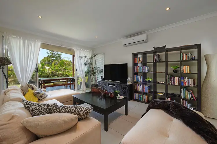 Fifth view of Homely house listing, 2/2 Gara Court, Ocean Shores NSW 2483