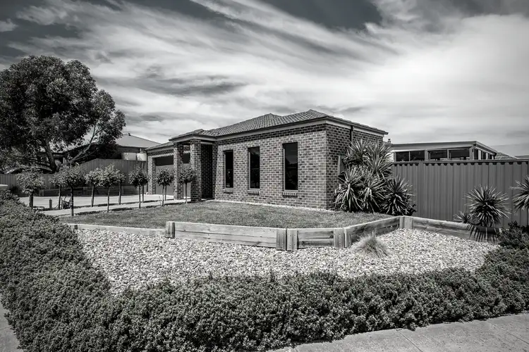72 The Boulevard, Gisborne VIC 3437