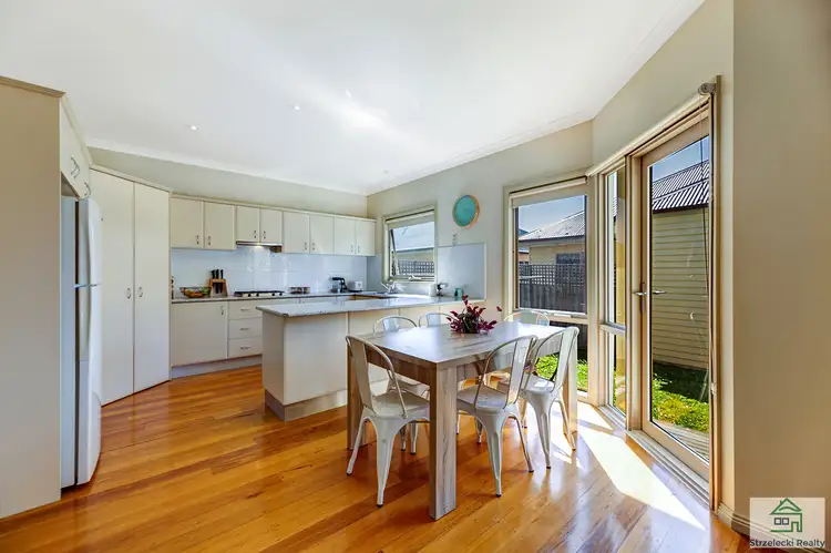Second view of Homely unit listing, 11 Neptune Lane, Trafalgar VIC 3824