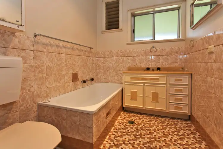 Fourth view of Homely house listing, 951 Duffy Crescent, North Albury NSW 2640