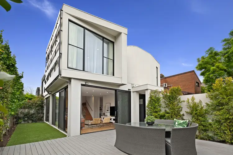 836 Hampton St, Brighton VIC 3186