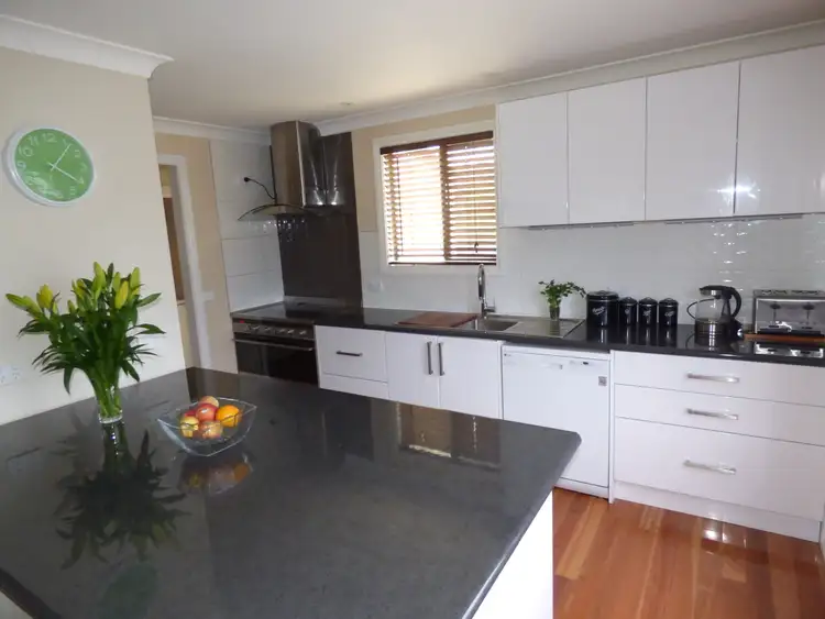 Sixth view of Homely house listing, 2 Thoresby St, Newborough VIC 3825