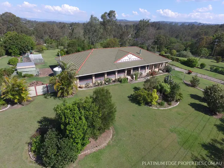 146-156 Walker Dr, Kooralbyn QLD 4285