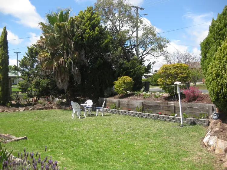 14 Wattle Ct, Stanthorpe QLD 4380