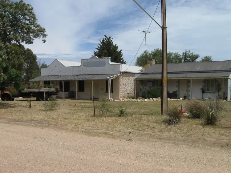 1032 Port Victoria Rd, South Kilkerran SA 5573