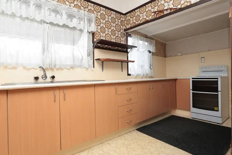 Second view of Homely house listing, 3 Scour St, Tivoli QLD 4305