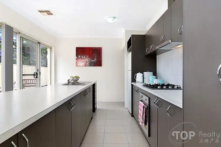 17A Vesta Cres, Shelley WA 6148