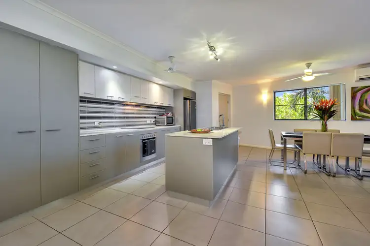 1A/174 Forrest Parade, Rosebery NT 832