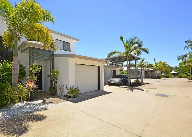 Sixth view of Homely unit listing, Unit 14/654 Esplanade, Urangan QLD 4655