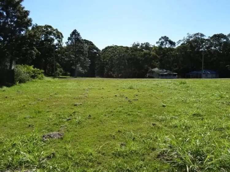 16 Grevillea St, Russell Island QLD 4184