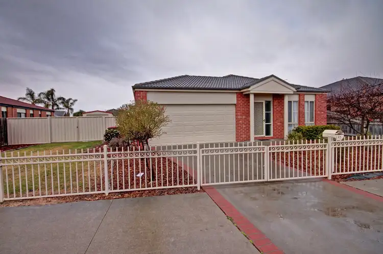 47 Howitt Ave, Eastwood VIC 3875