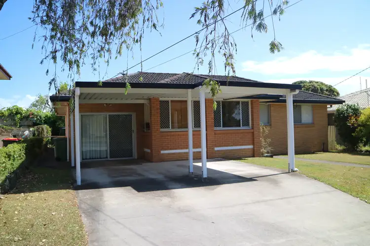39 Kalimna Dr, Clontarf QLD 4019